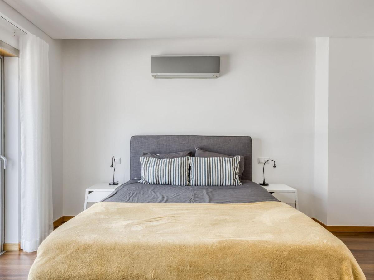 Modern Holiday Home In Salir Do Porto With Swimming Pool Salir de Porto Zewnętrze zdjęcie