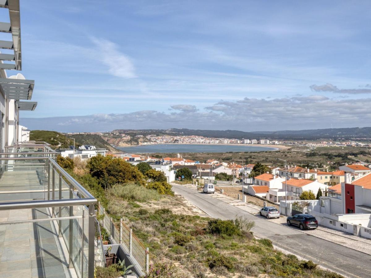 Modern Holiday Home In Salir Do Porto With Swimming Pool Salir de Porto Zewnętrze zdjęcie