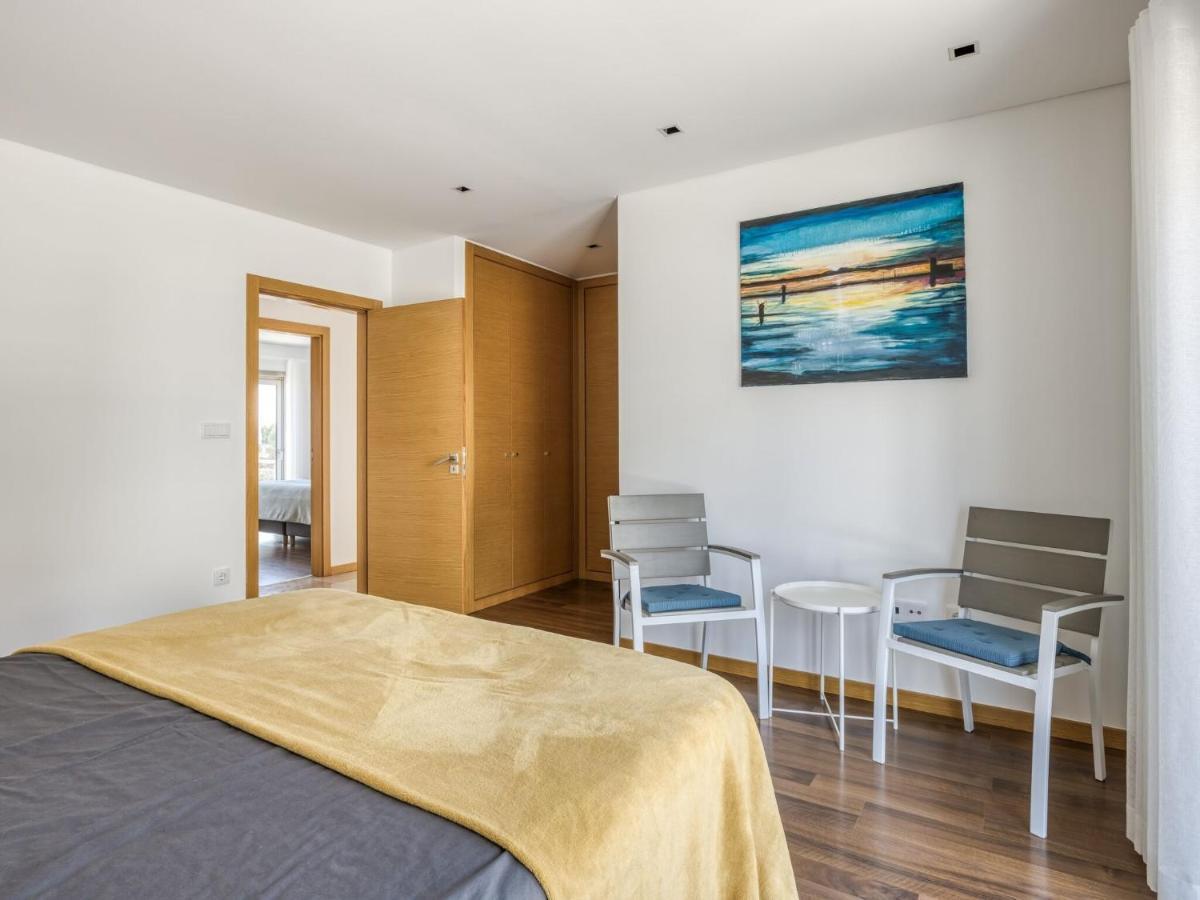 Modern Holiday Home In Salir Do Porto With Swimming Pool Salir de Porto Zewnętrze zdjęcie